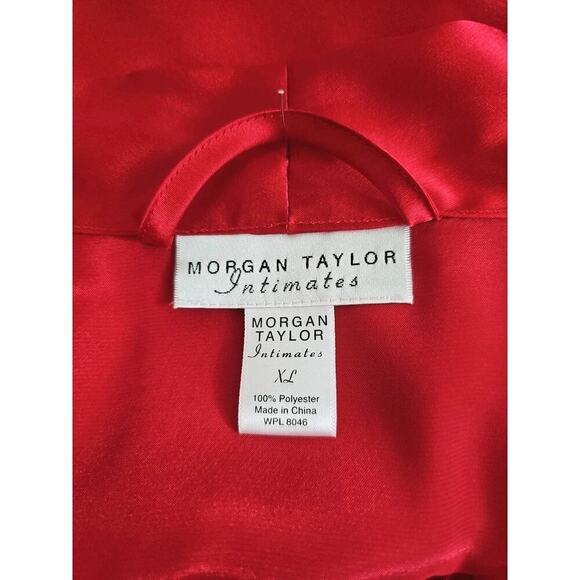 Morgan Taylor Intimates ~Woman Size XL~ Red Satin Robe Kimono NWT. - Picture 4 of 13